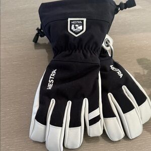 Hestra Black and White Insulated Ski Gloves